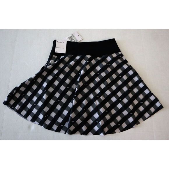 Nike DX1142-010 Women's Sz XS Black Dri-Fit Standard Fit Printed Skort - Picture 2 of 10